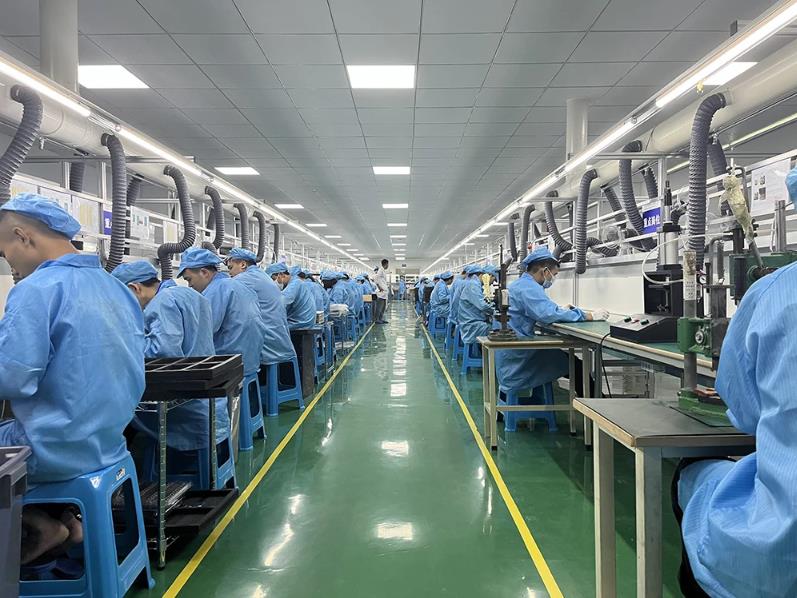 Translation Headphones For Church Factory 产品模型(图4)