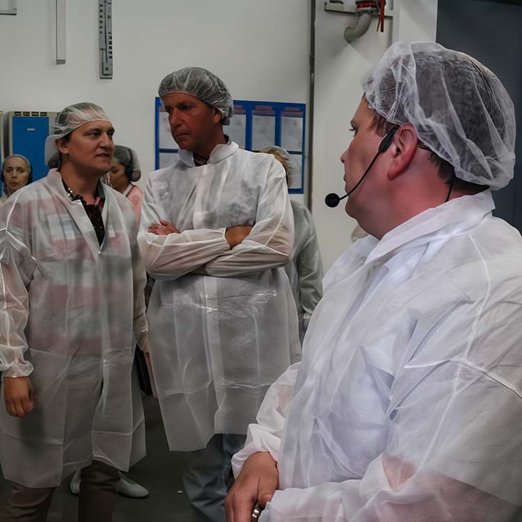 Visitando el caso de fábrica